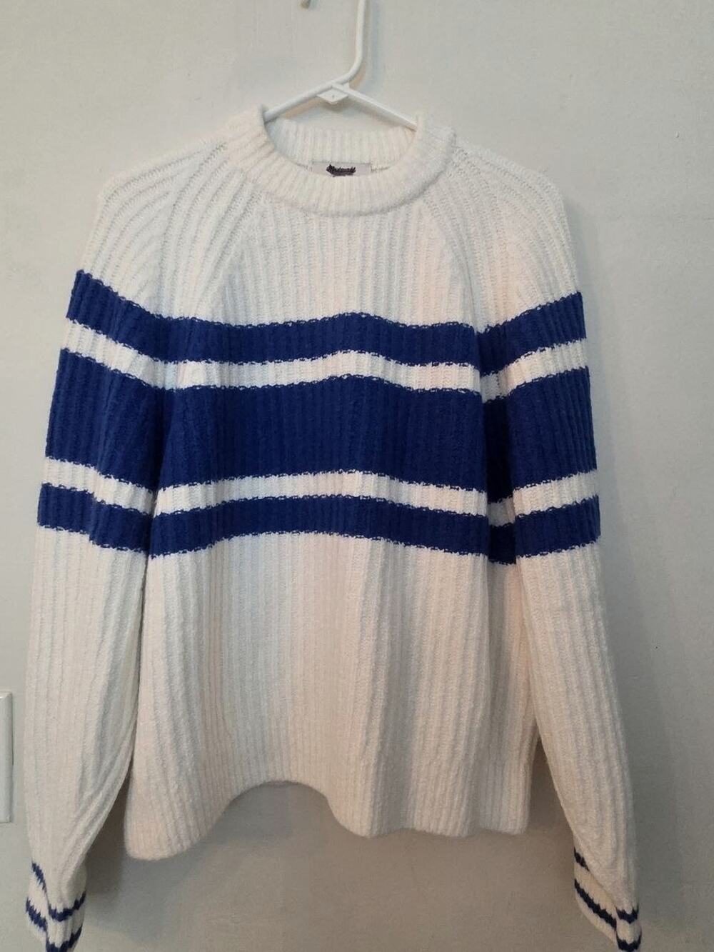 Madewell New With Tags Sweater - White & Blue - Size M